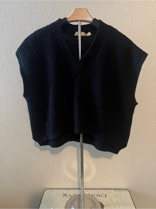 Eco Design Sweaters - Eco Design Black V-Neck Knit Sweater Vest size M